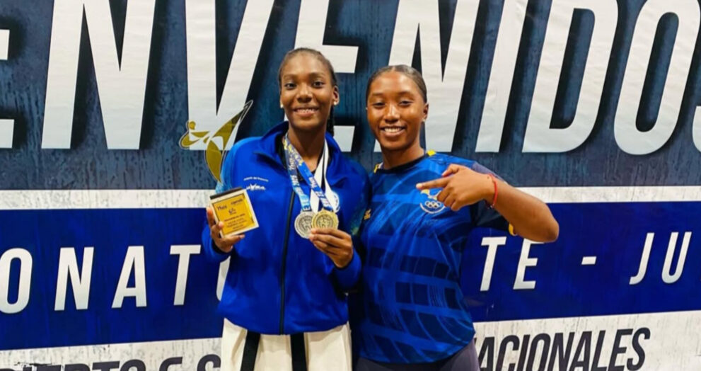 Mayte Caicedo y Daniela Espinoza