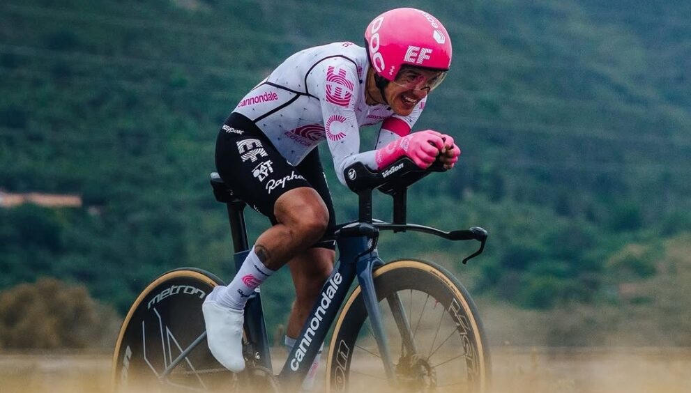 Richard Carapaz terminó noveno en la clasificación general de la Etapa 10 del Giro de Italia 2025.