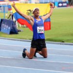 Bacigalupo, Ayala y Naranjo dominaron la novena etapa de Ecuajunior