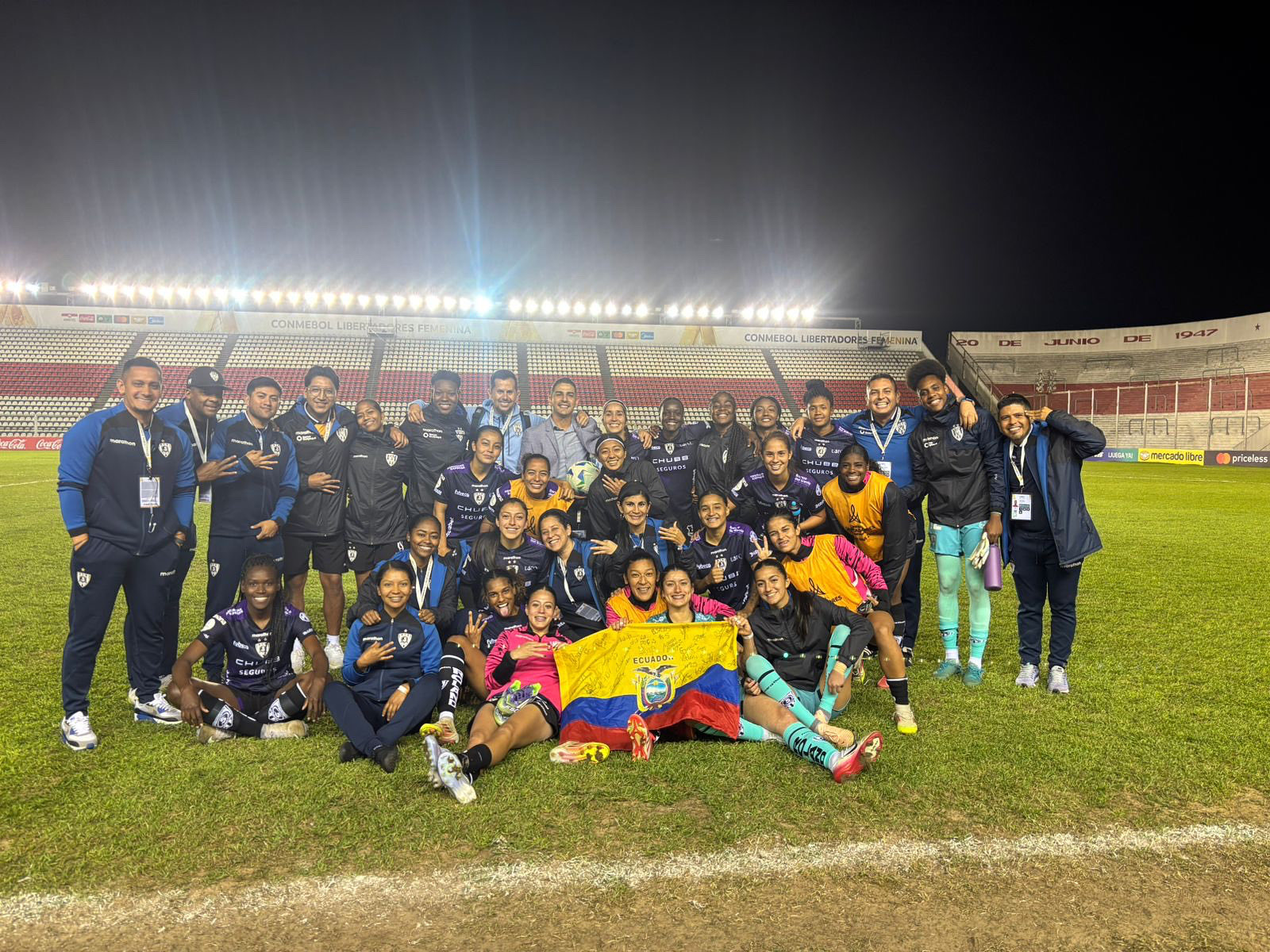 Dragonas IDV avanzó a cuartos de la Libertadores Femenina 2025